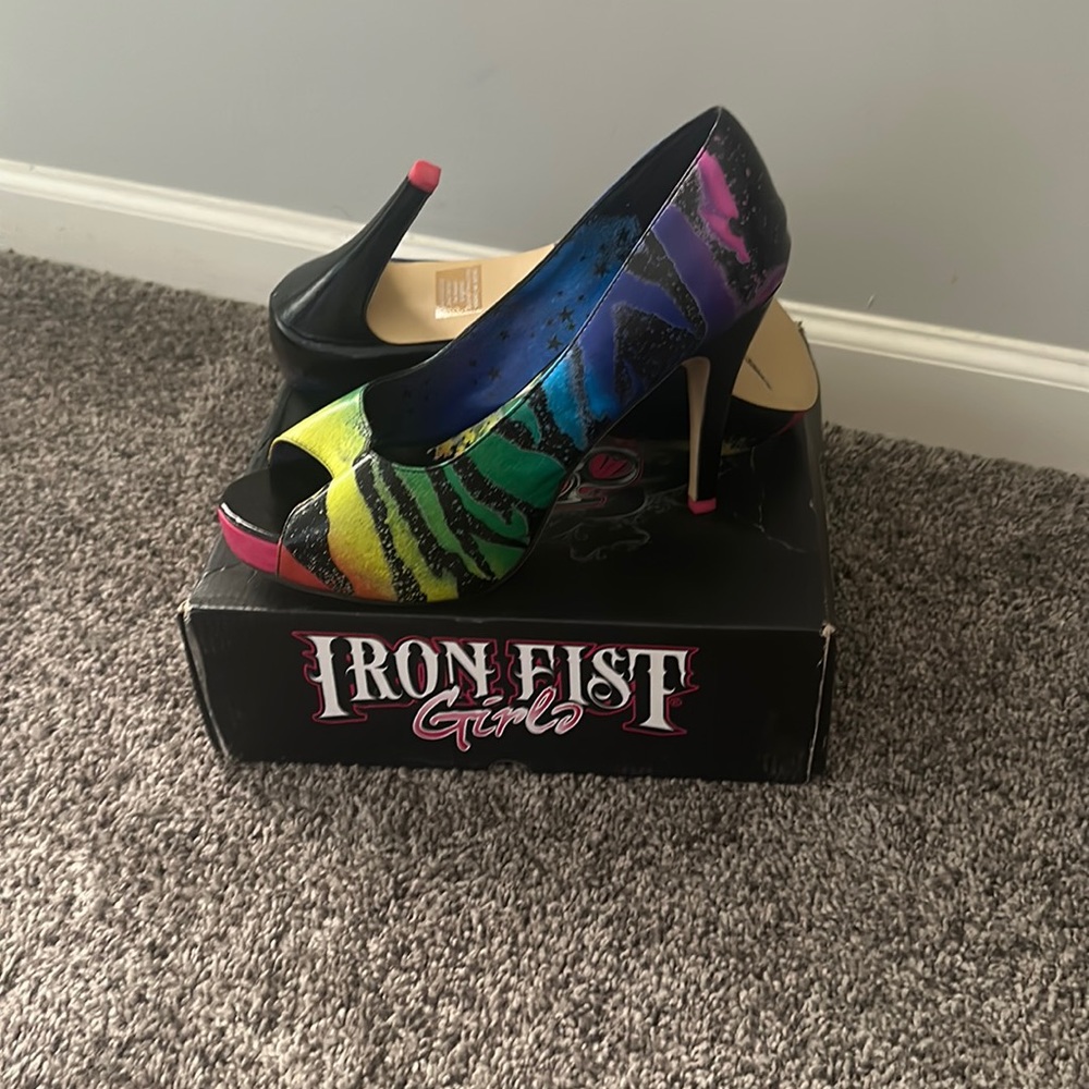 New never worn heels. 3 1/2-4 inch heels. Stylish and colorful